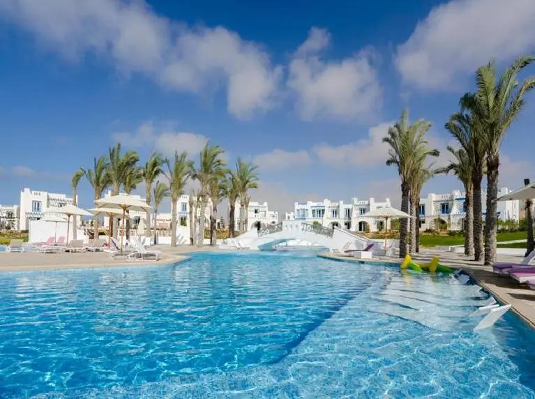 Luxury Greek Twin Villa | Pool View | Private Garden | Steps to Lagoon | Ras El 32