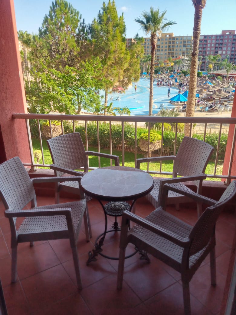 Cozy Porto Golf Marina Chalet
