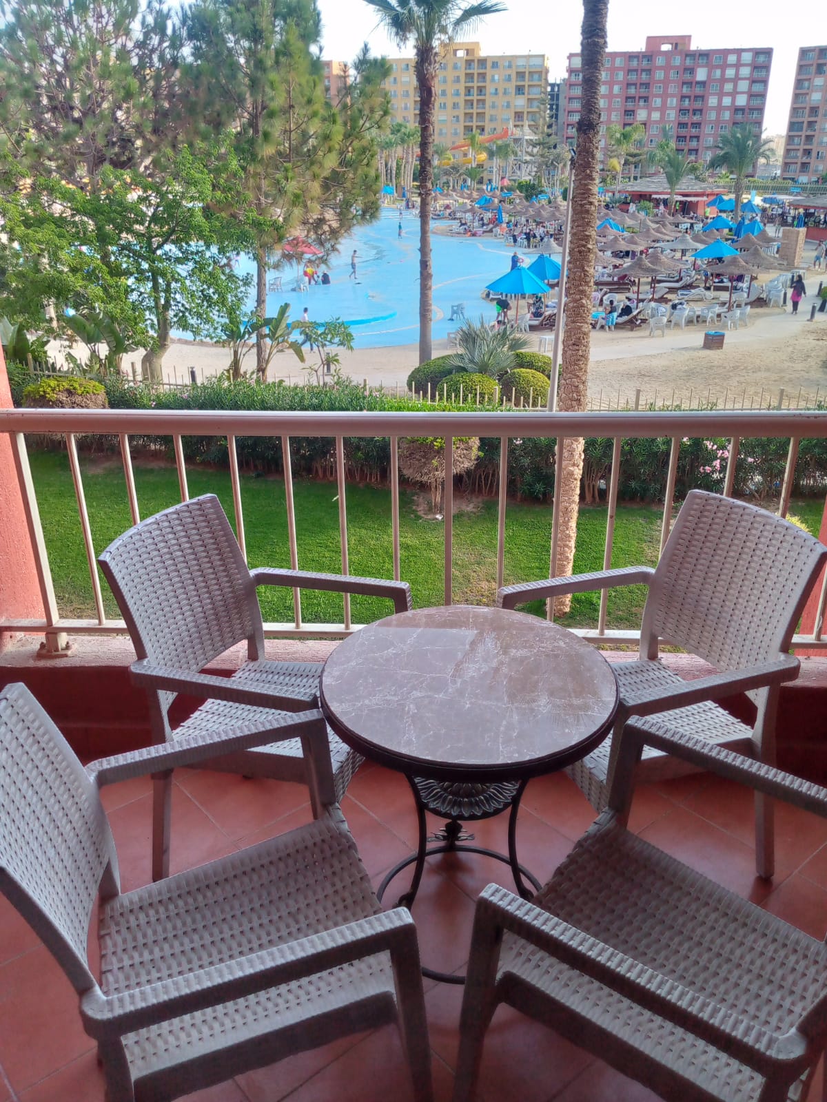 Chalet on the Wave Pool and Aqua Area, Kilo 107, Sahel