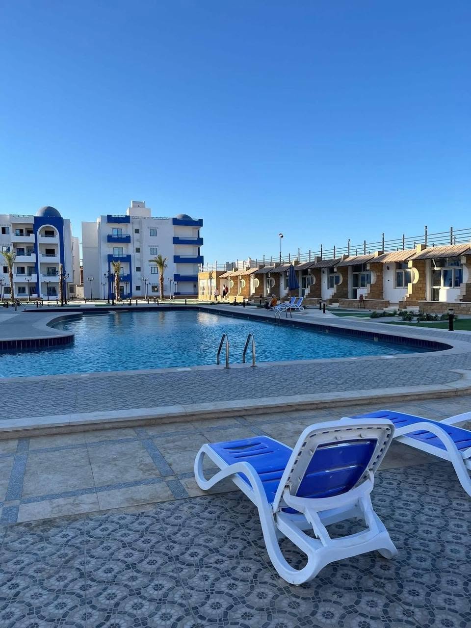 Chalet Steps from the Sea, Oasis Marina